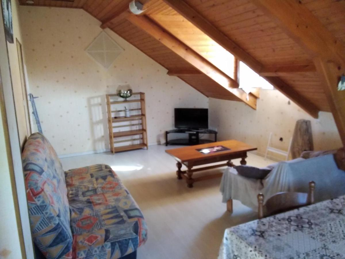 Malaussanne Appartement Calme En Pleine Campagne מראה חיצוני תמונה